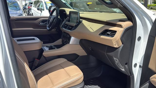 Used 2024 Chevrolet Suburban Premier RWD image 12
