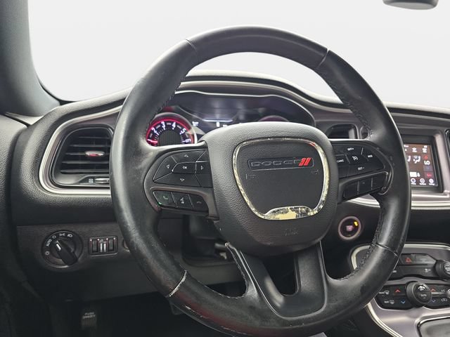 Used 2019 Dodge Challenger SXT RWD image 16