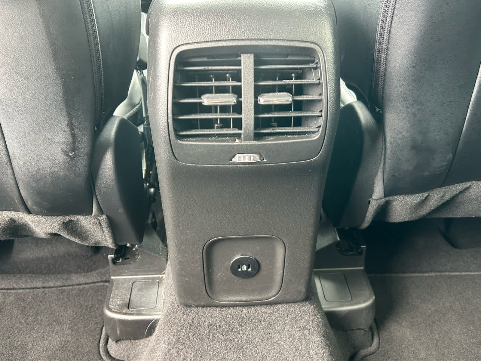 Used 2025 Ford Escape Platinum AWD/4WD image 11