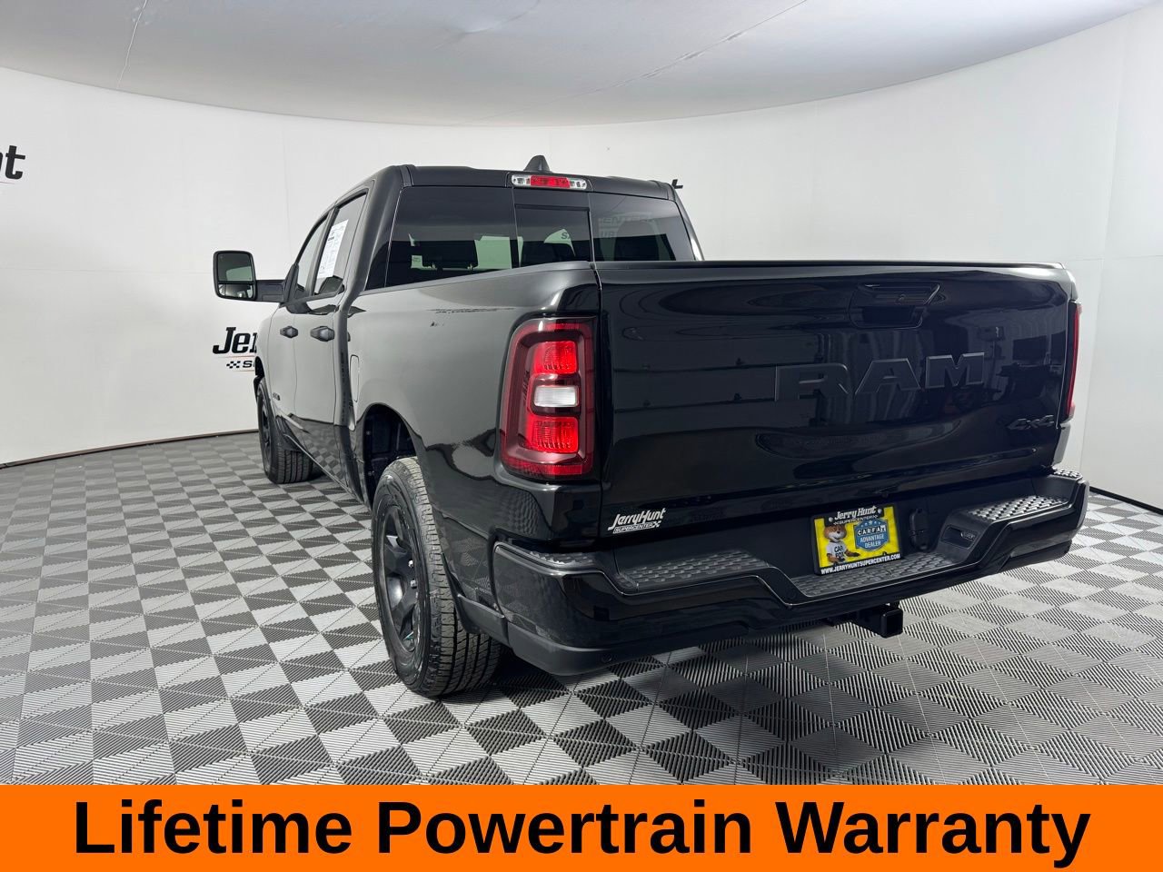Used 2025 RAM 1500 Tradesman w/ Night Edition image 9