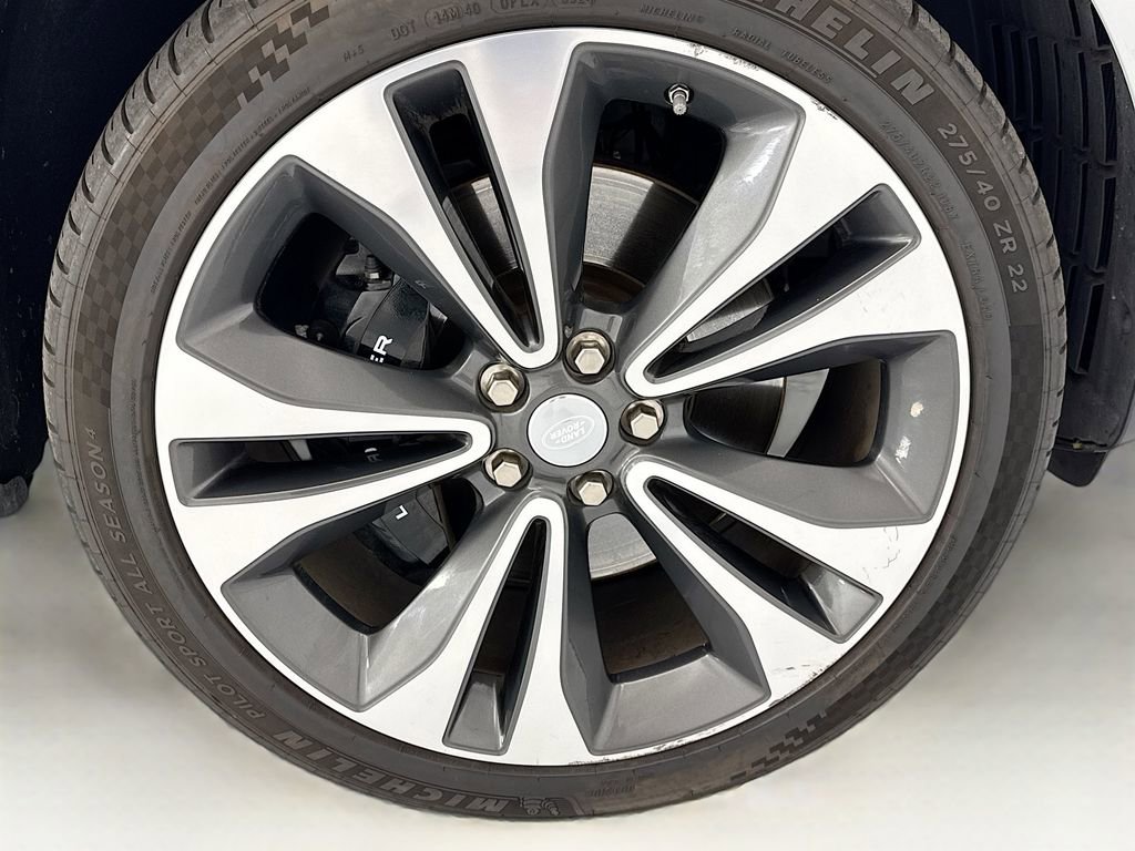 Used 2021 Land Rover Range Rover SV Autobiography Dynamic image 31