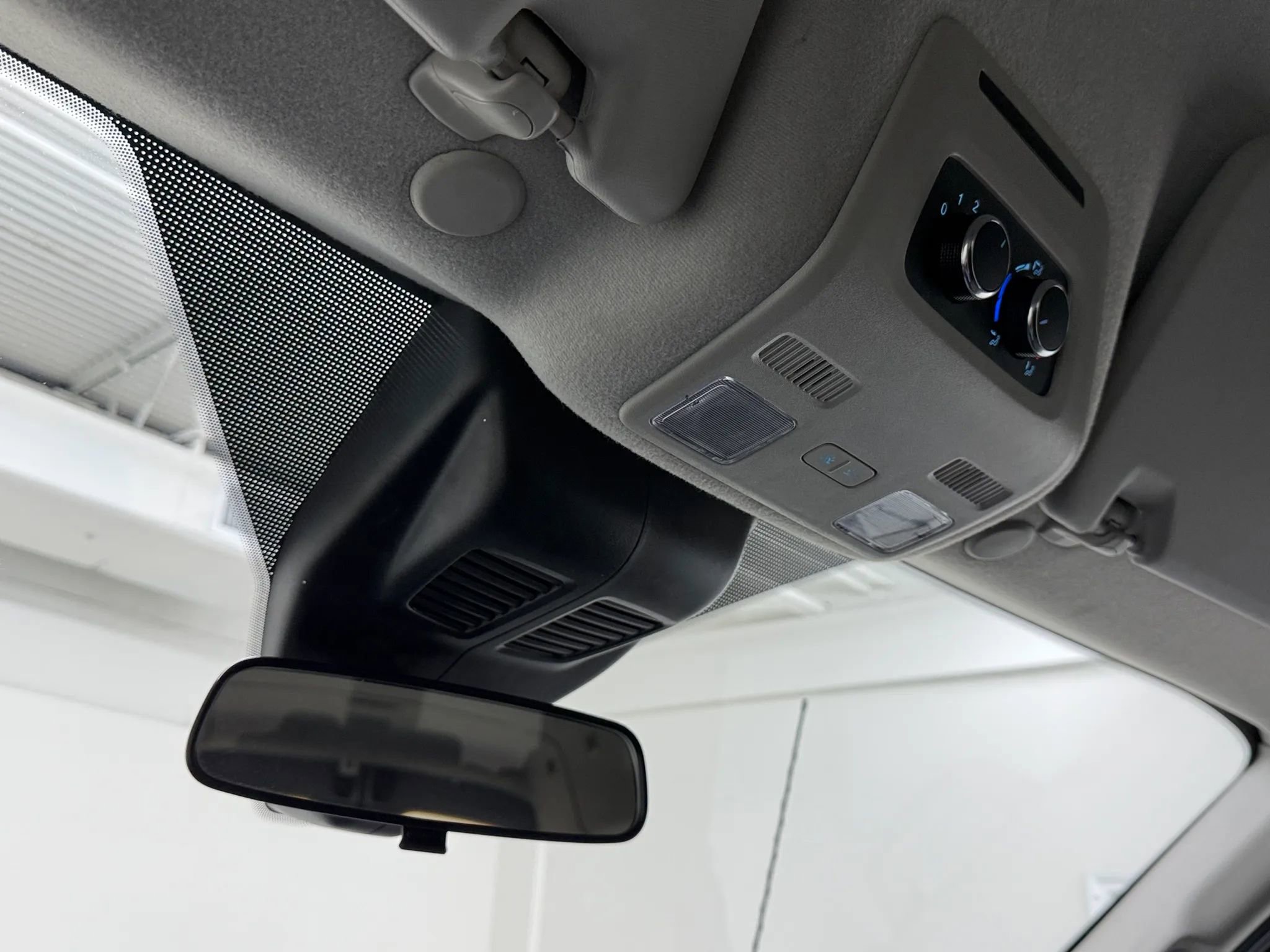 Used 2025 Ford Transit 350 XLT image 29