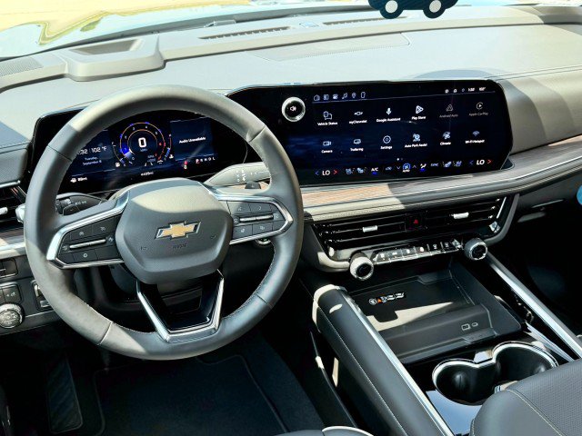 Certified 2026 Chevrolet Tahoe Premier w/ Sun And Tow Package RWD image 16