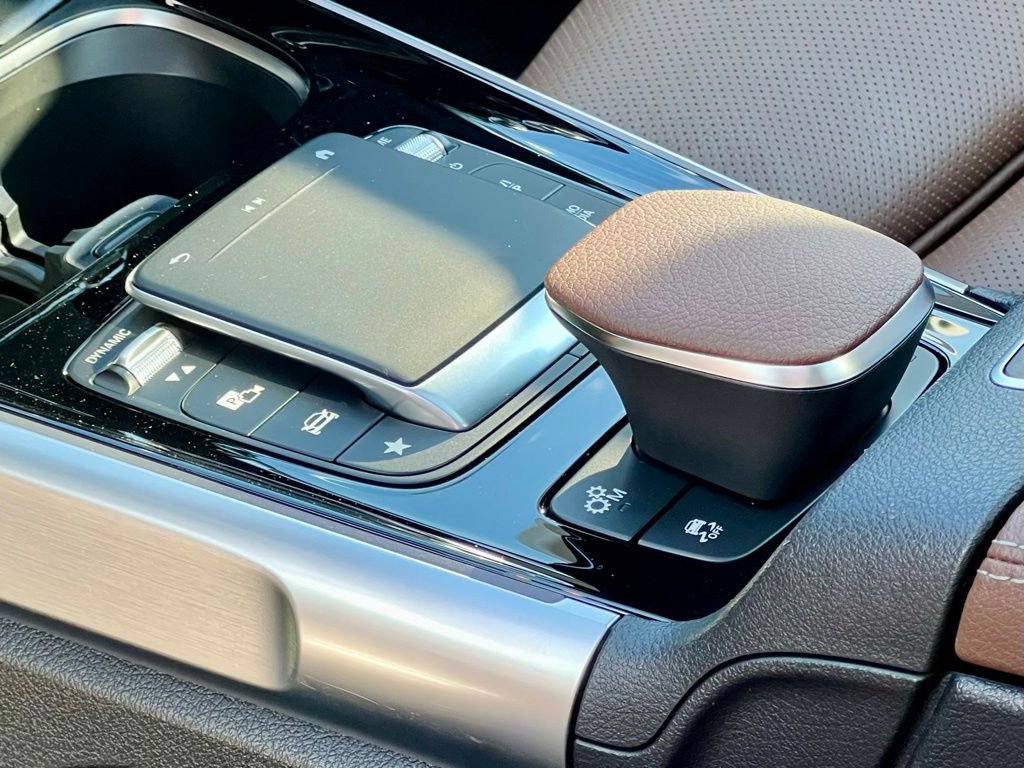 Certified 2021 Mercedes-Benz GLB 35 AMG 4MATIC image 36