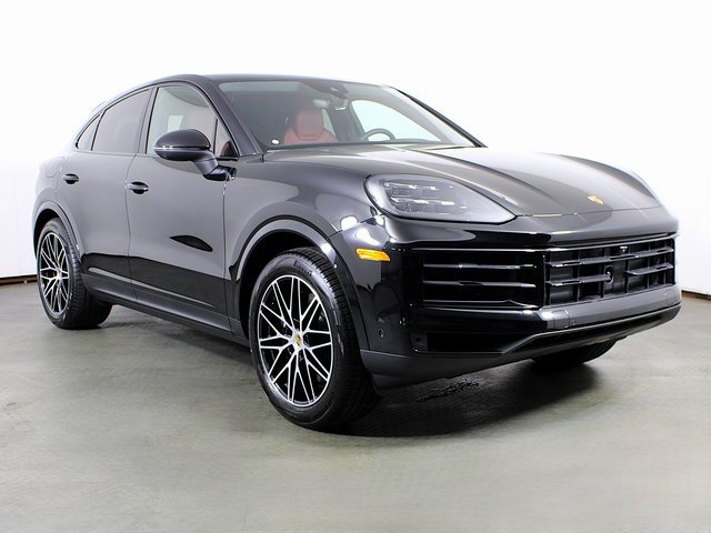 New 2025 Porsche Cayenne Coupe image 9