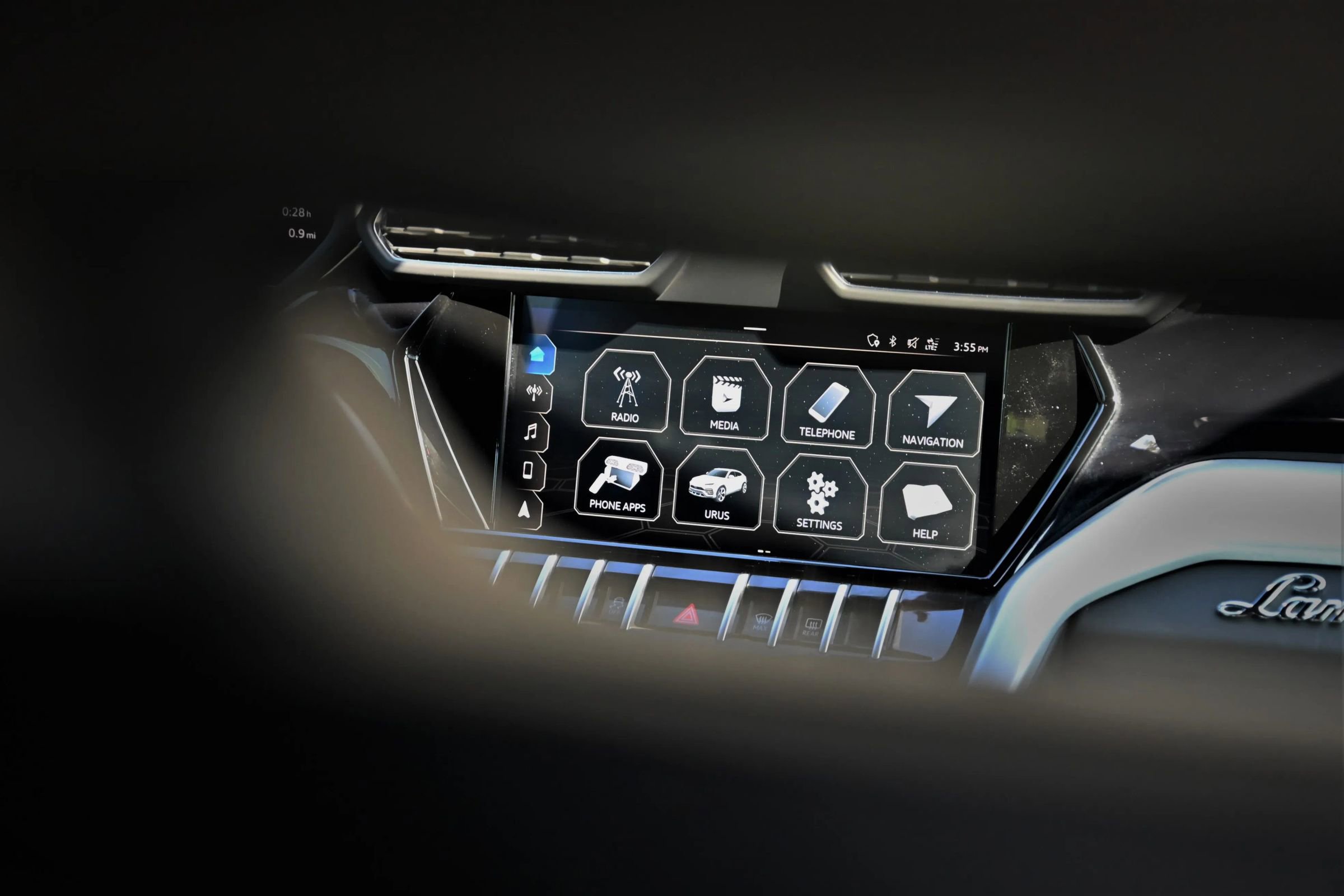 Used 2020 Lamborghini Urus AWD/4WD image 14