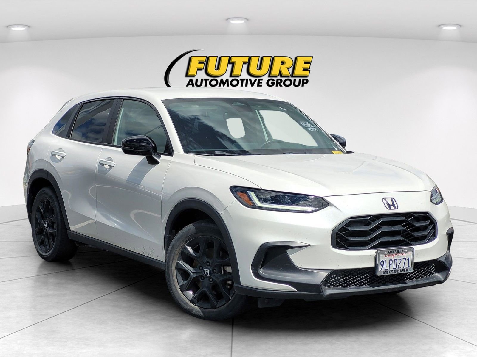 Used 2024 Honda HR-V Sport image 1