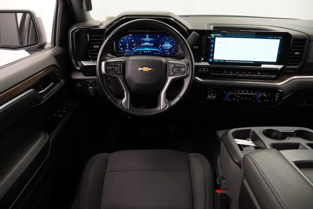 Used 2024 Chevrolet Silverado 1500 LT AWD/4WD image 13