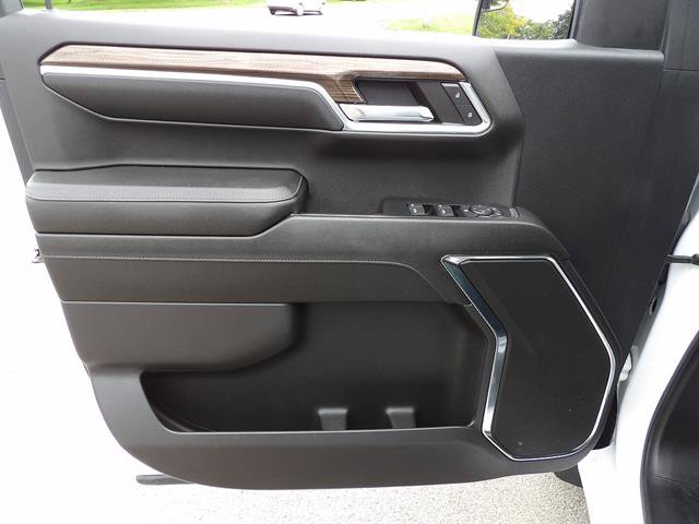 Certified 2024 Chevrolet Silverado 1500 LT AWD/4WD image 12