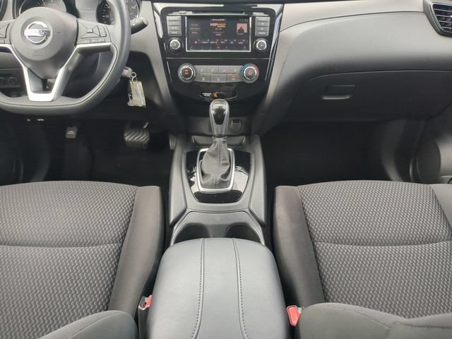 Used 2020 Nissan Rogue Sport S FWD image 17