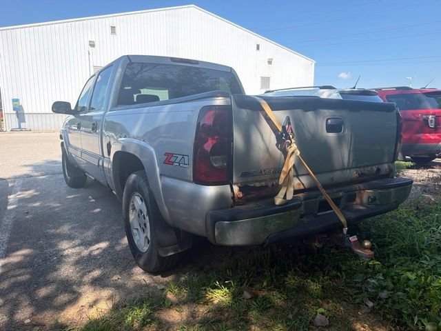 Used 2006 Chevrolet Silverado 1500 LT w/ Light Duty Power Package AWD/4WD image 4