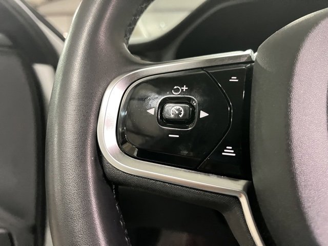 Used 2024 Volvo V60 B5 Cross Country Plus image 24