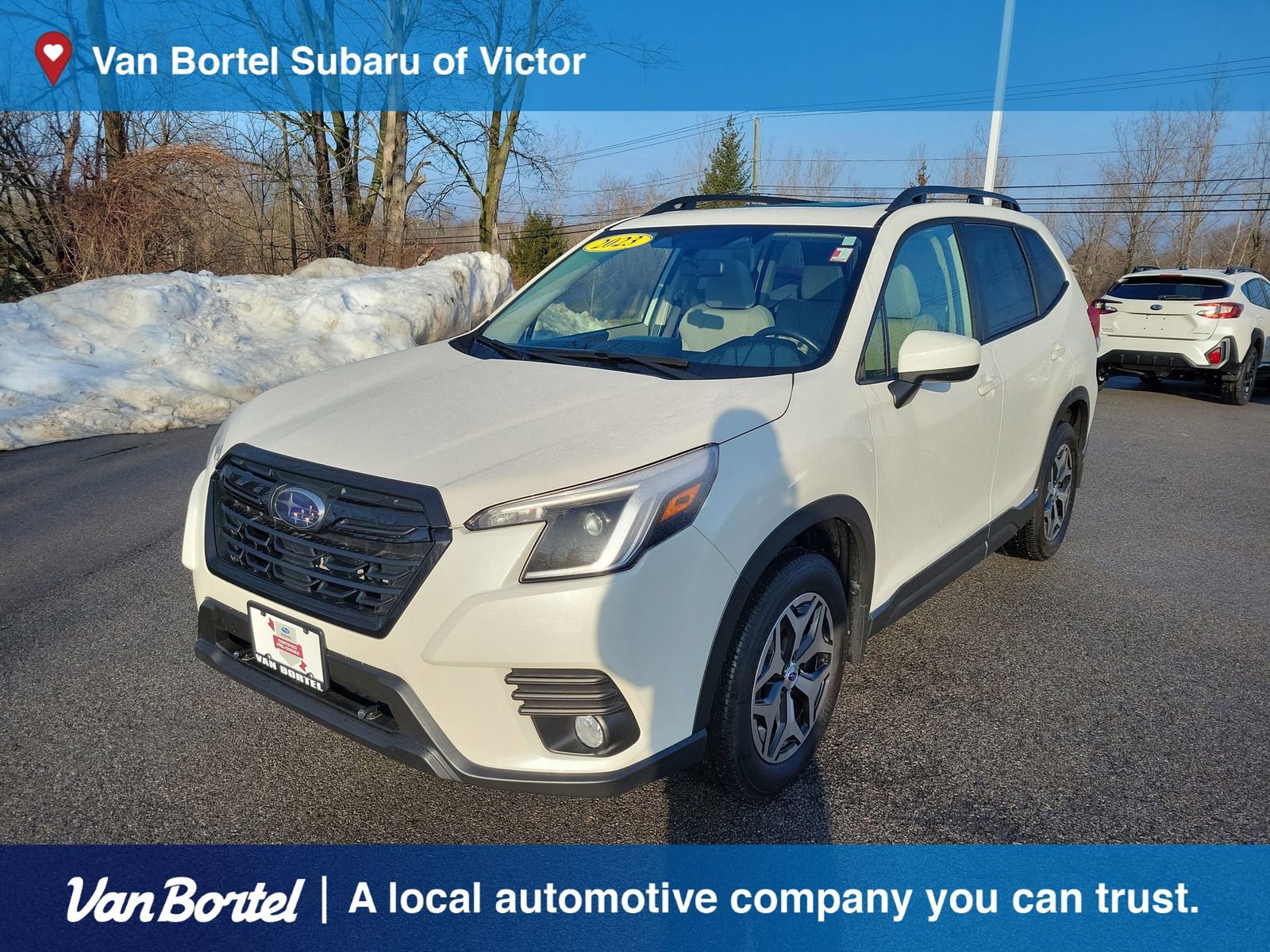 Used 2023 Subaru Forester Premium image 1