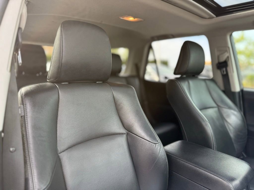 Used 2022 Toyota 4Runner Limited AWD/4WD image 22