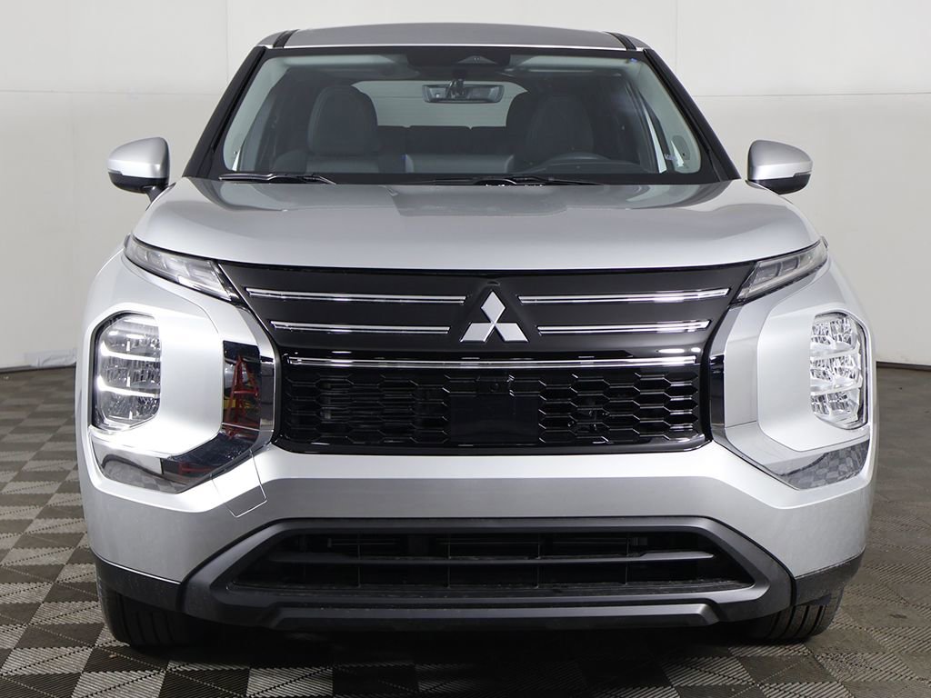New 2026 Mitsubishi Outlander ES FWD image 10