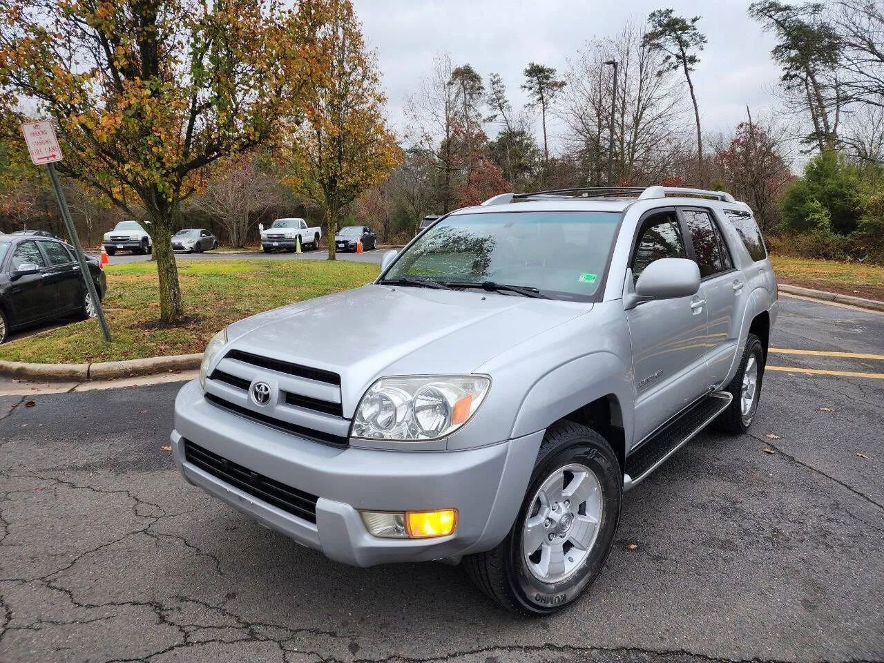 Used 2004 Toyota 4Runner Limited image 3
