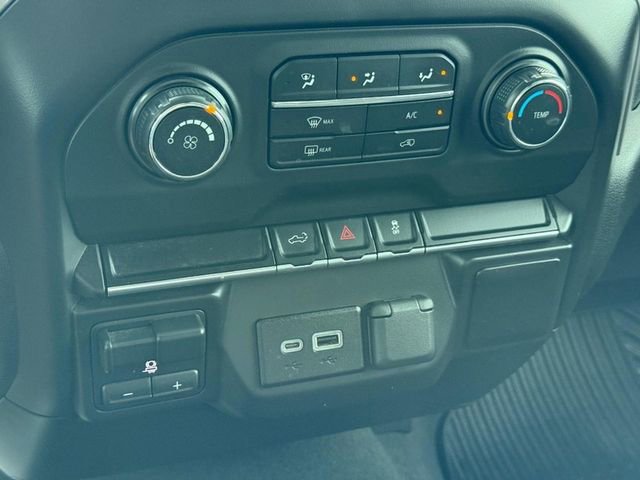 Used 2021 Chevrolet Silverado 2500 Custom w/ Custom Value Package image 17