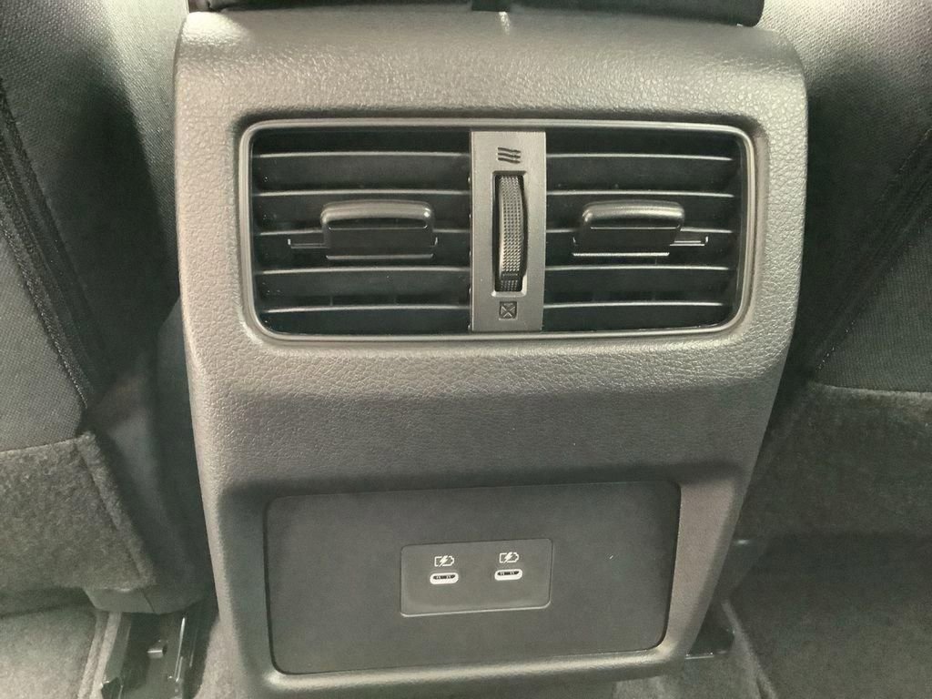 Used 2026 Nissan Rogue SV image 31