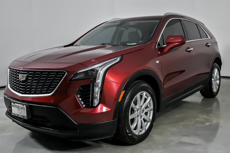 Used 2019 Cadillac XT4 Luxury w/ Cold Weather Package AWD/4WD image 5