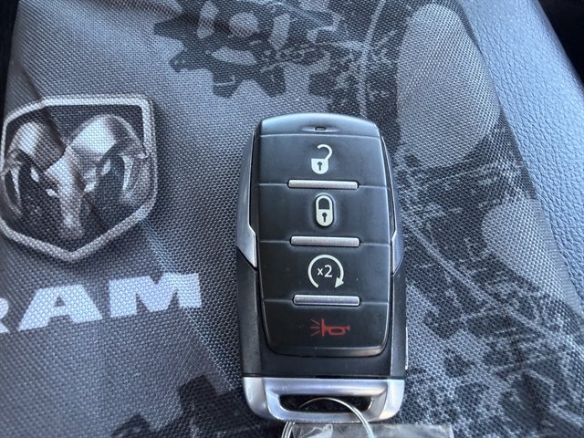 Used 2019 RAM 1500 Laramie AWD/4WD image 57