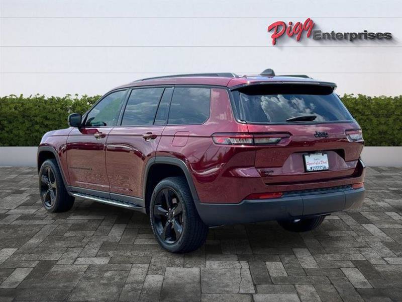 Used 2024 Jeep Grand Cherokee L Altitude AWD/4WD image 2