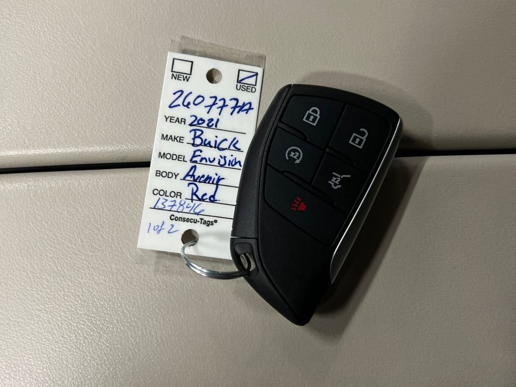 Used 2021 Buick Envision Avenir w/ Technology Package II image 30