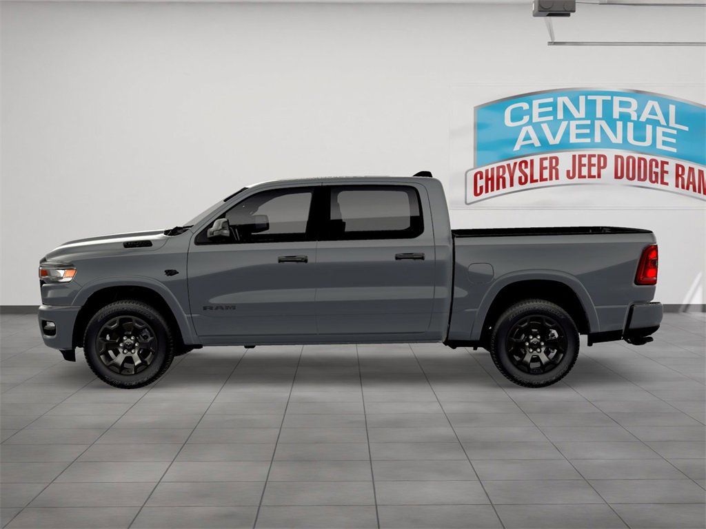 New 2026 RAM 1500 4x4 Crew Cab image 3