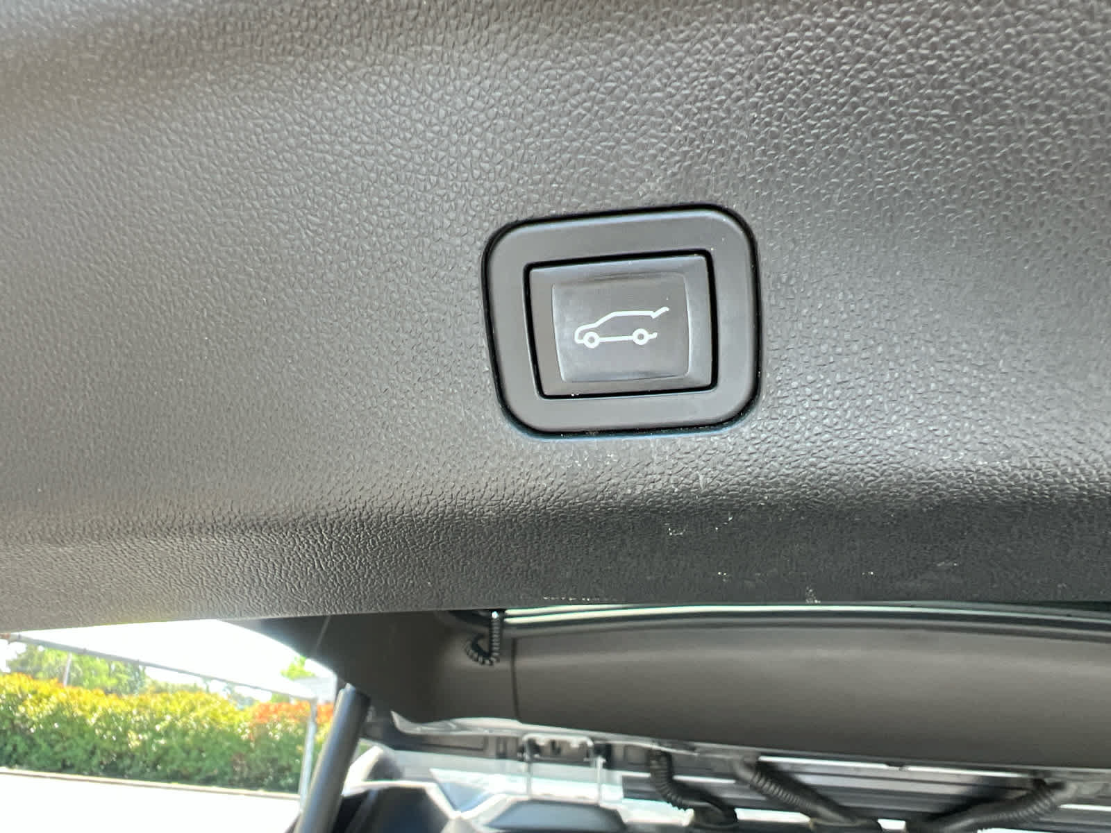 Used 2024 Chevrolet Tahoe LT AWD/4WD image 12