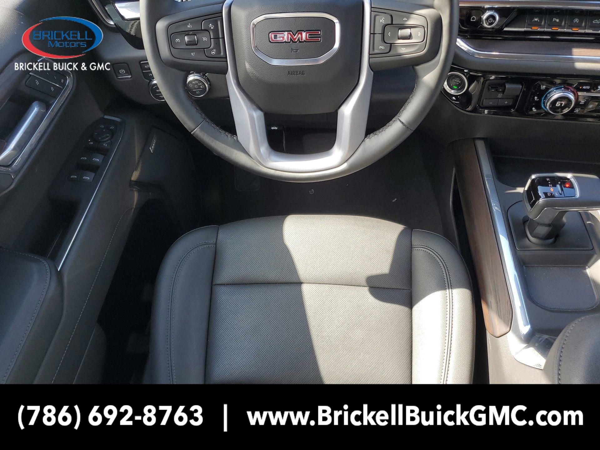 New 2025 GMC Sierra 1500 SLT w/ SLT Convenience Package image 14