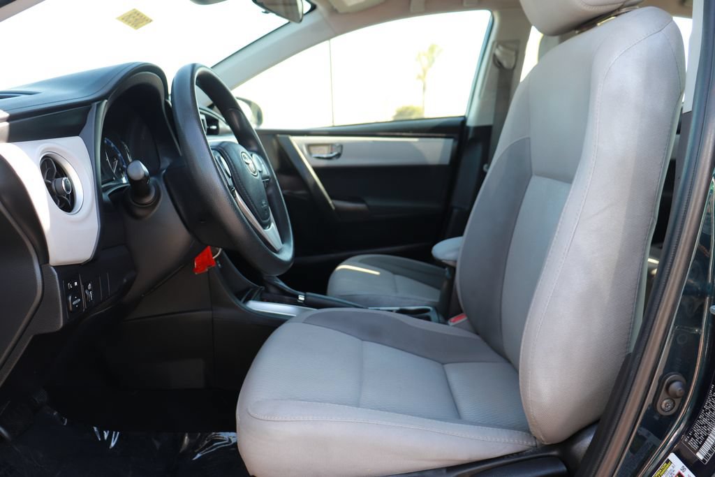 Used 2017 Toyota Corolla LE w/ Carpet Mat Package (TMS) FWD image 14