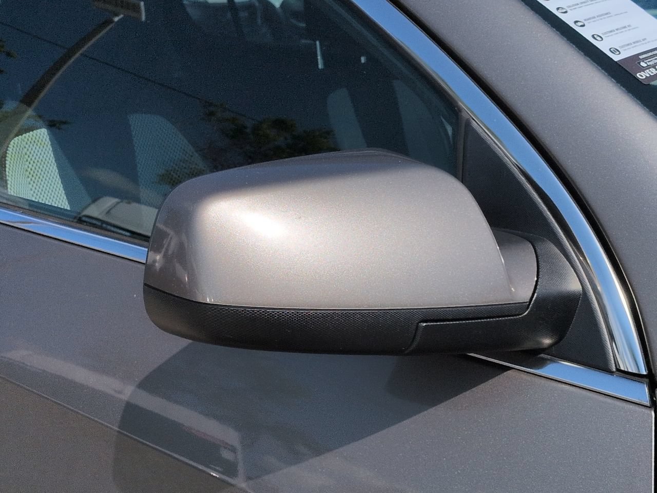 Used 2012 Chevrolet Equinox LT w/ Driver Convenience Package FWD image 12