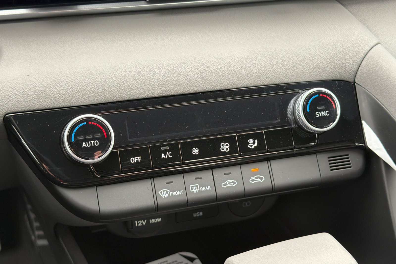 New 2026 Hyundai Elantra Sport FWD image 20