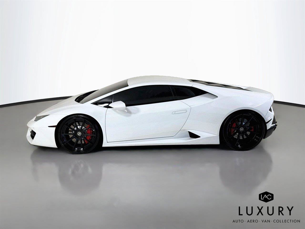 Used 2017 Lamborghini Huracan LP 580-2 RWD image 8