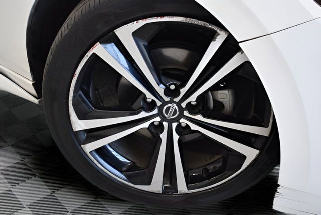 Used 2020 Nissan Sentra SR w/ Premium Package image 30