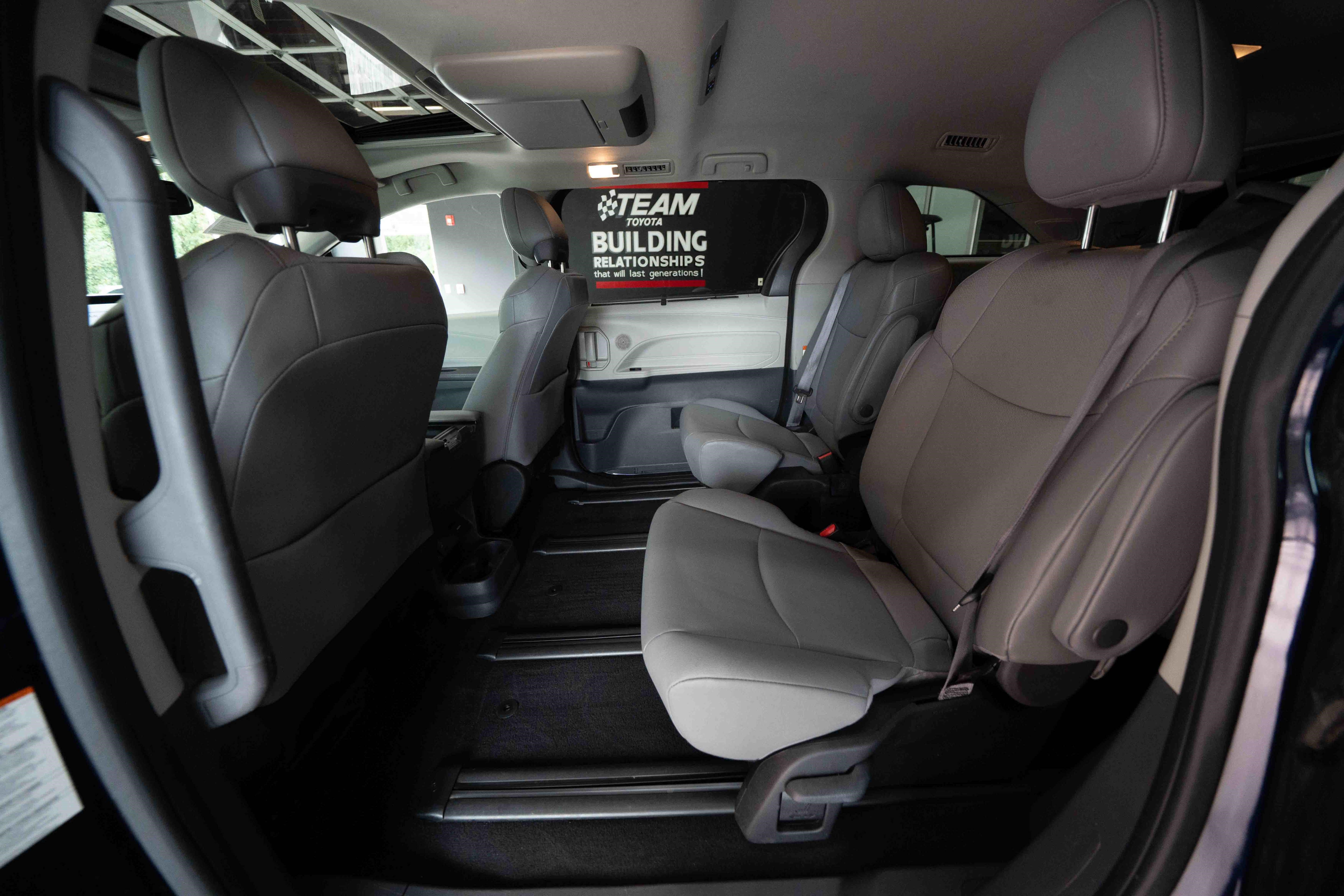 Certified 2023 Toyota Sienna XLE w/ XLE Plus Package AWD/4WD image 24