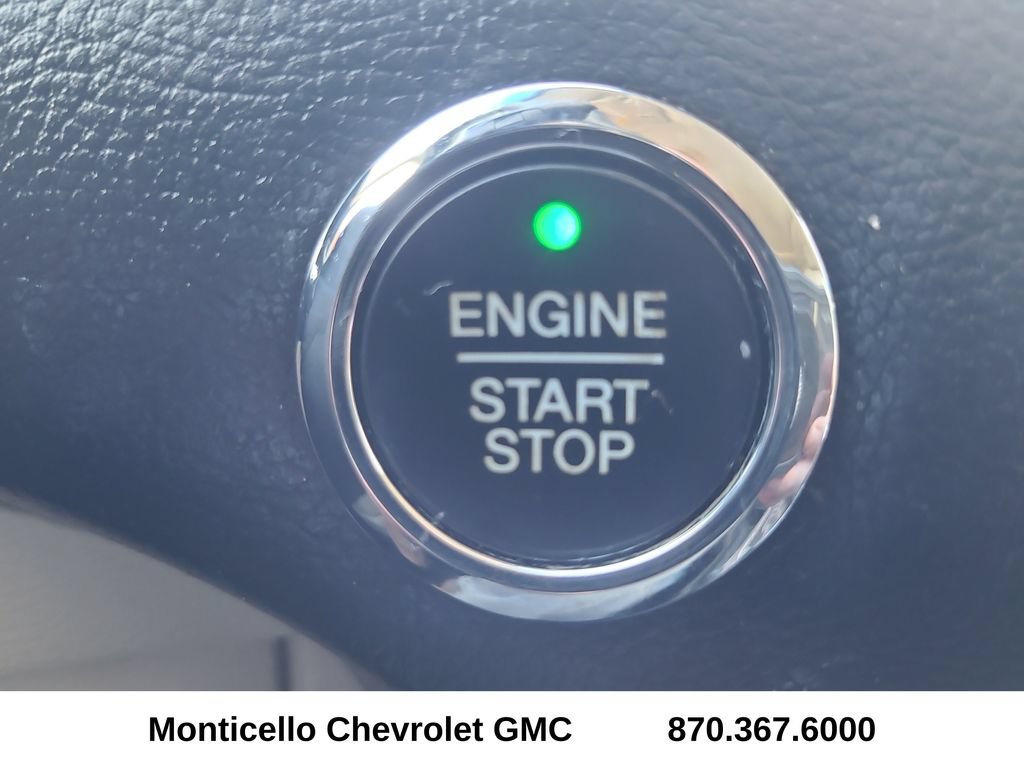 Used 2015 Ford Edge Titanium w/ Equipment Group 302A AWD/4WD image 19