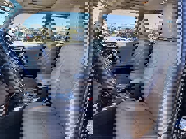 Used 2015 Toyota 4Runner Limited image 17