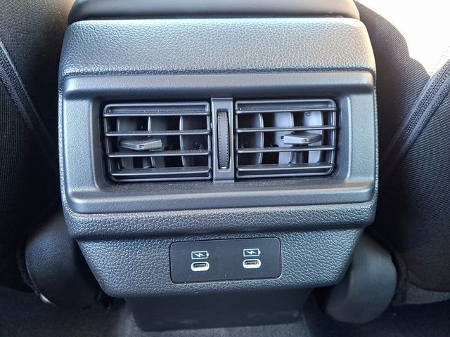 Used 2025 Honda Accord SE image 11