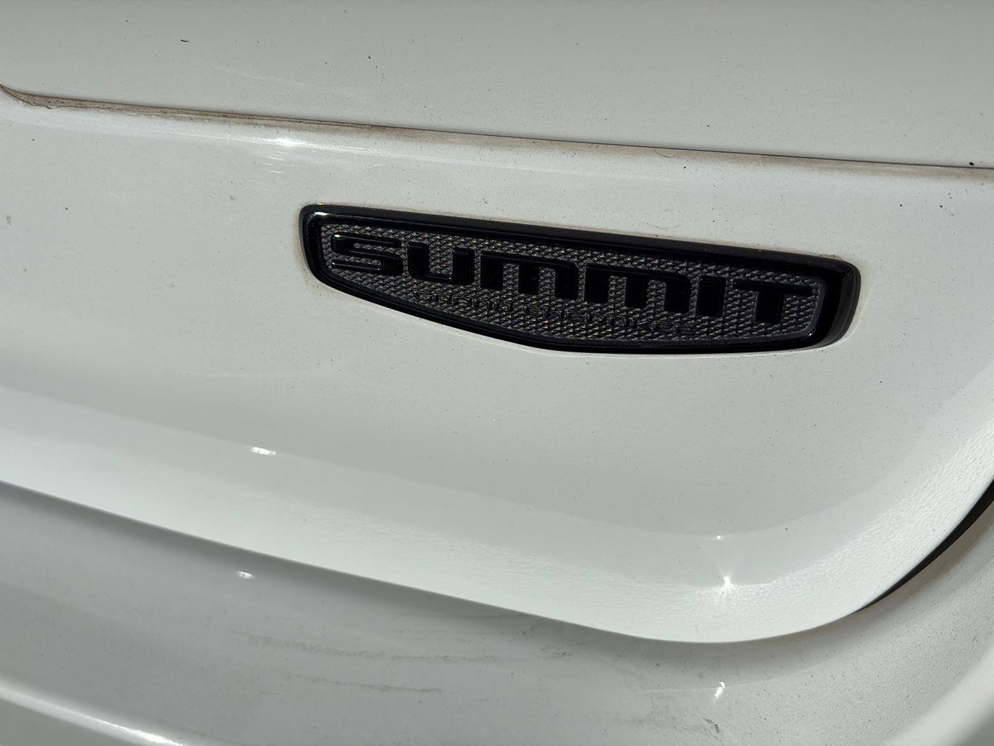 Used 2023 Jeep Grand Cherokee L Summit image 30