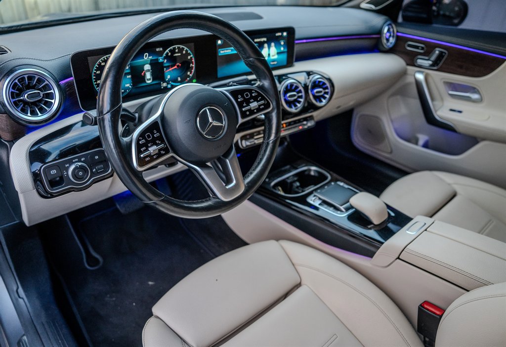 Used 2020 Mercedes-Benz CLA 250 4MATIC image 12
