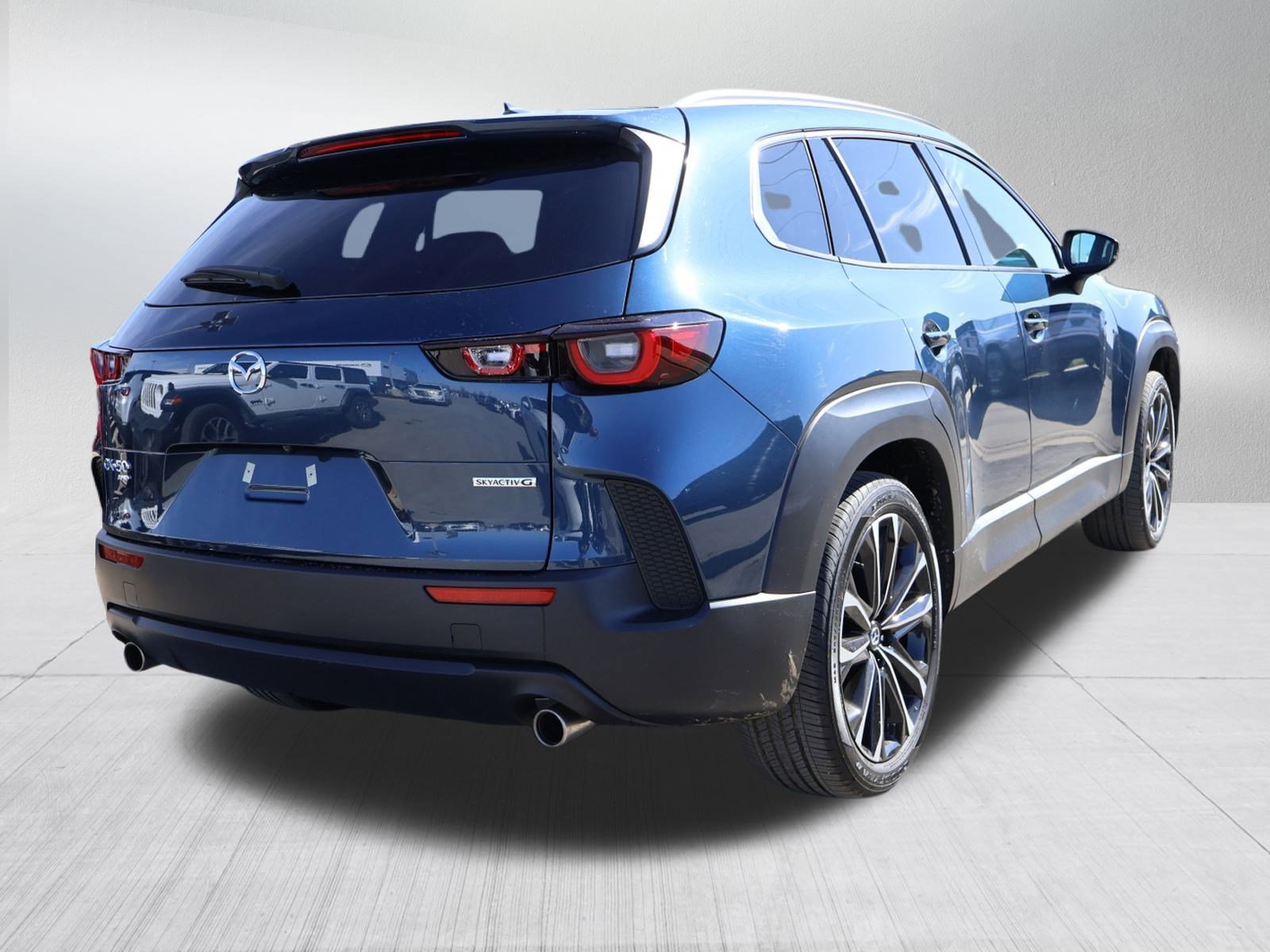 Certified 2025 MAZDA CX-50 AWD 2.5 S w/ Premium Plus Pkg image 8