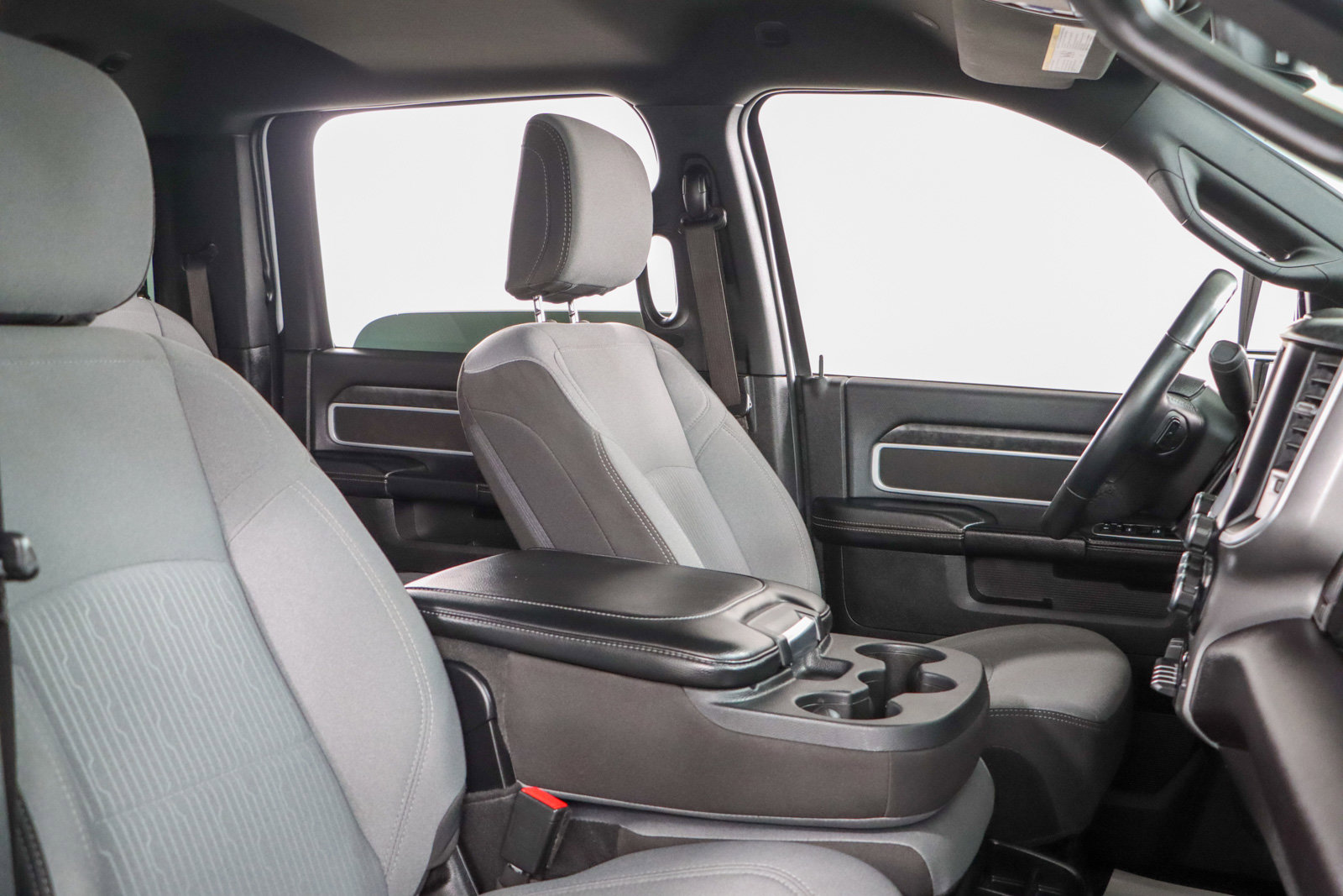 Used 2024 RAM 2500 Big Horn w/ Off Road Package image 27