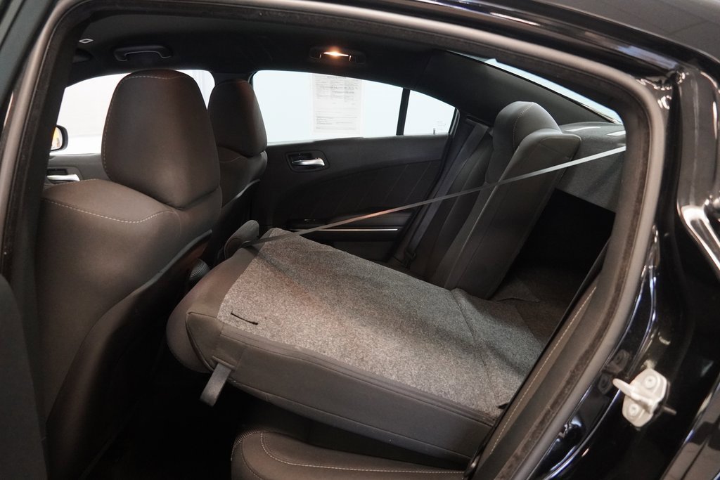 Used 2018 Dodge Charger R/T Scat Pack image 25
