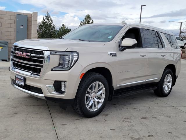 Used 2023 GMC Yukon SLT w/ Max Trailering Package image 4