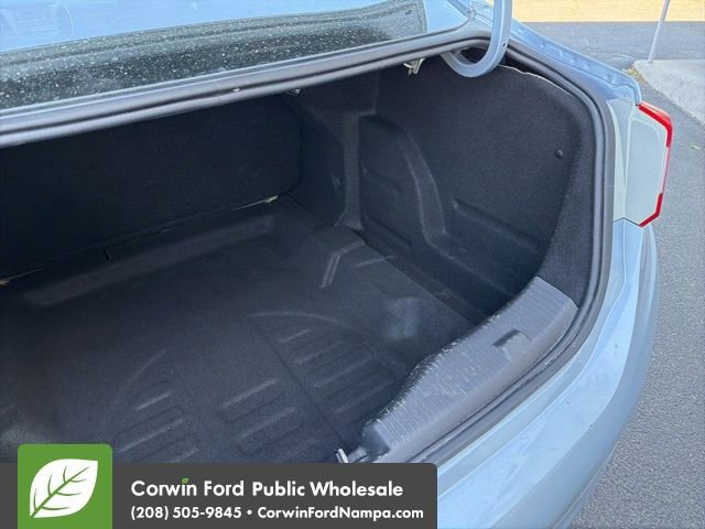 Used 2017 Chevrolet Cruze LS FWD image 27