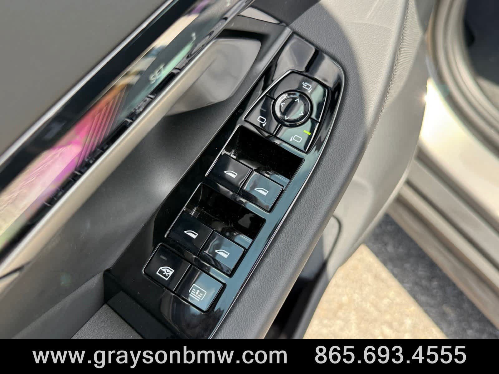 Used 2026 BMW 540i xDrive w/ Executive Package AWD/4WD image 17