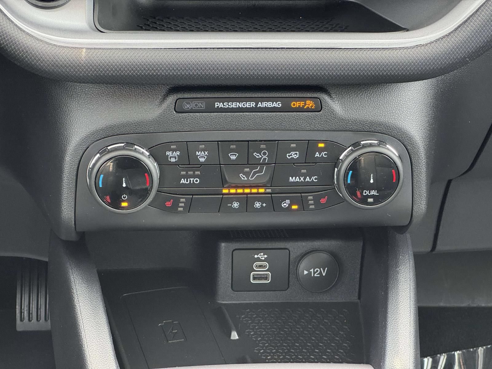 Used 2024 Ford Bronco Sport Outer Banks w/ Tech Package AWD/4WD image 13