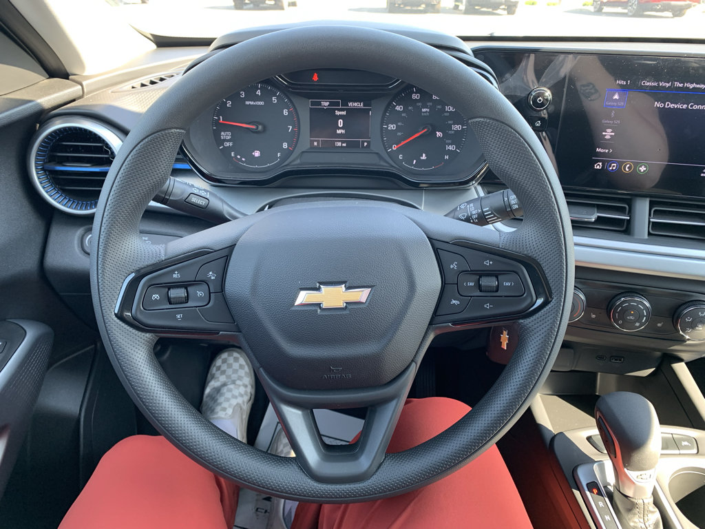 New 2026 Chevrolet Trax LS w/ LS Convenience Package FWD image 21