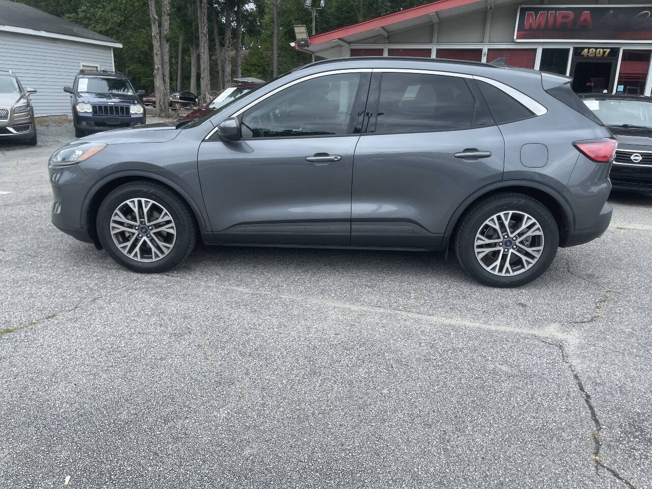 Used 2021 Ford Escape SEL FWD image 5