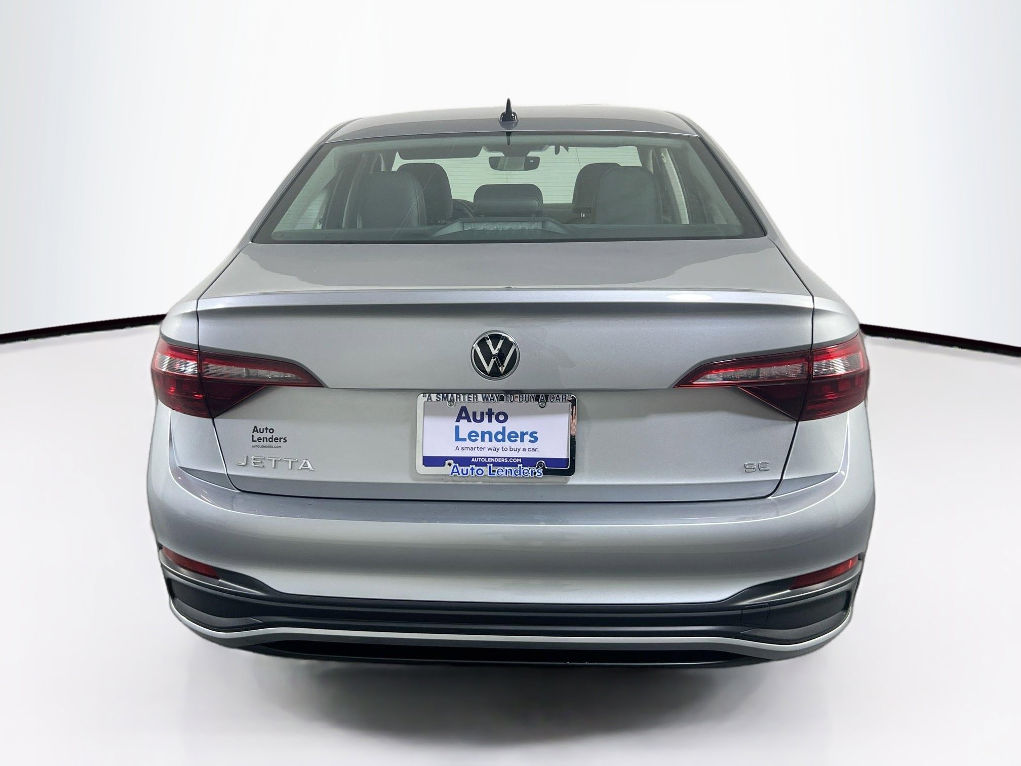 Used 2023 Volkswagen Jetta SE FWD image 6